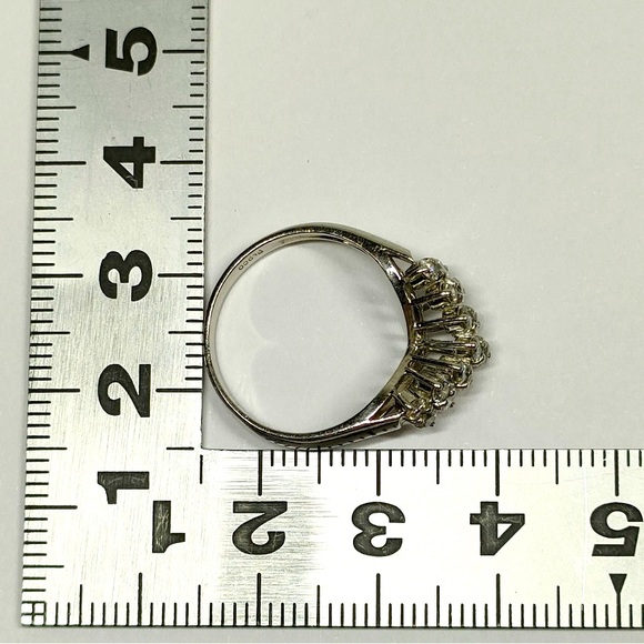 Platinum 900 with 0.51 Natural Diamond - Picture 7 of 7